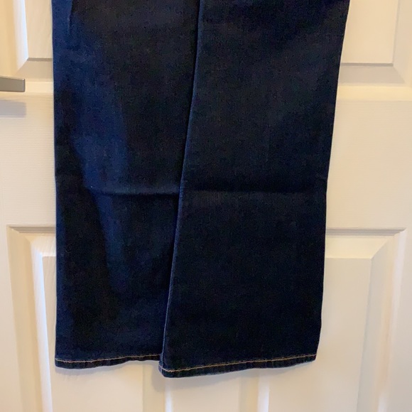 Jag Gloria flare Jean size 4, mid rise - Picture 5 of 5